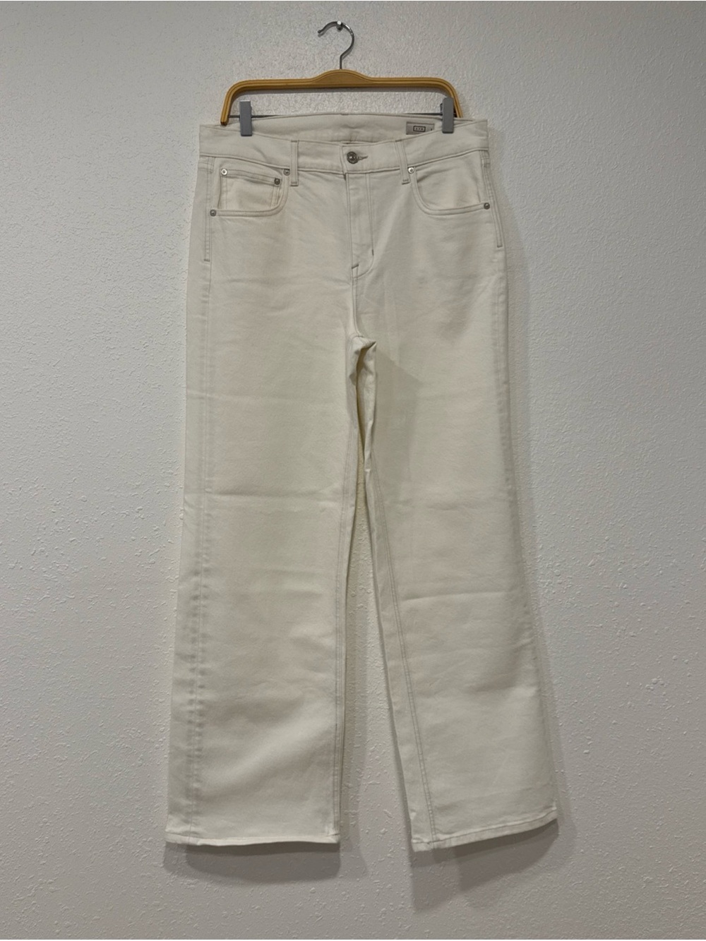 AYR Women's Cream Straight-Leg Jeans